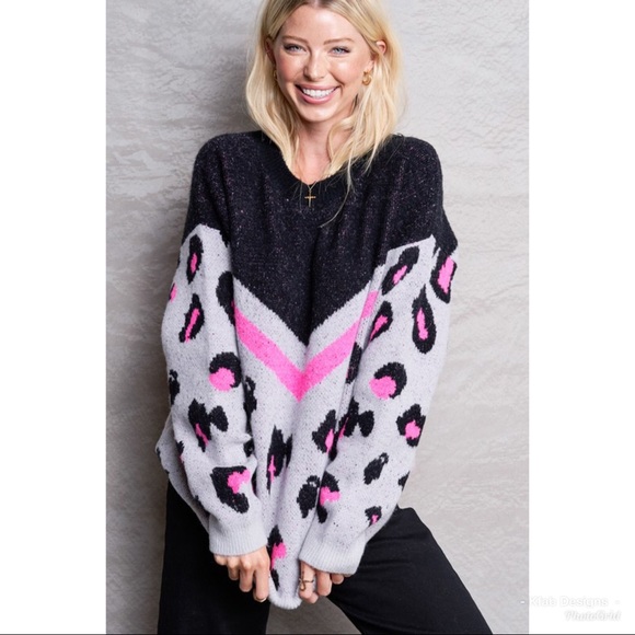 💕LAST 1! Super Soft Animal Print Chevron Sweater! - Picture 4 of 8